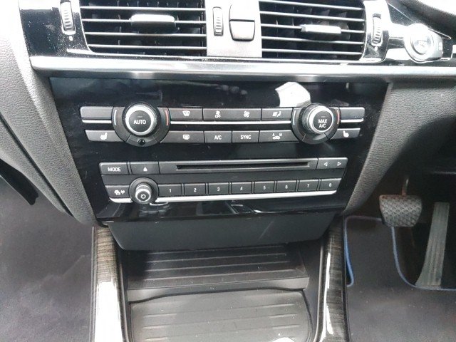 
								BMW X3 full									