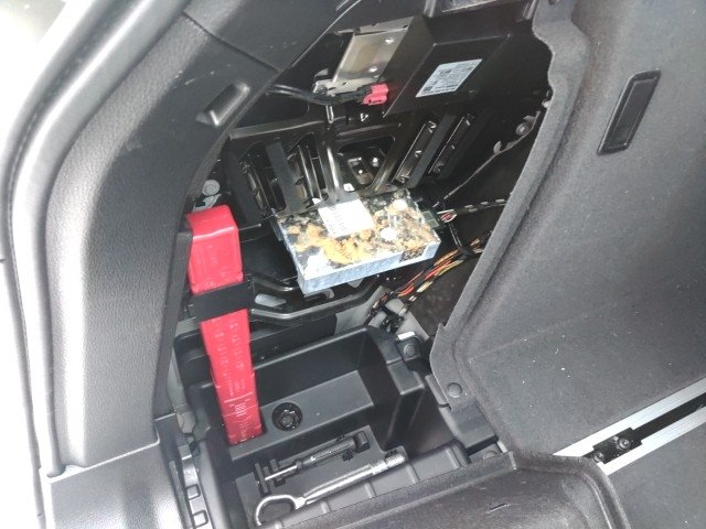 
								BMW X3 full									