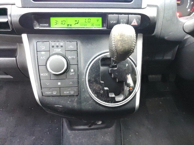 
								TOYOTA WISH full									