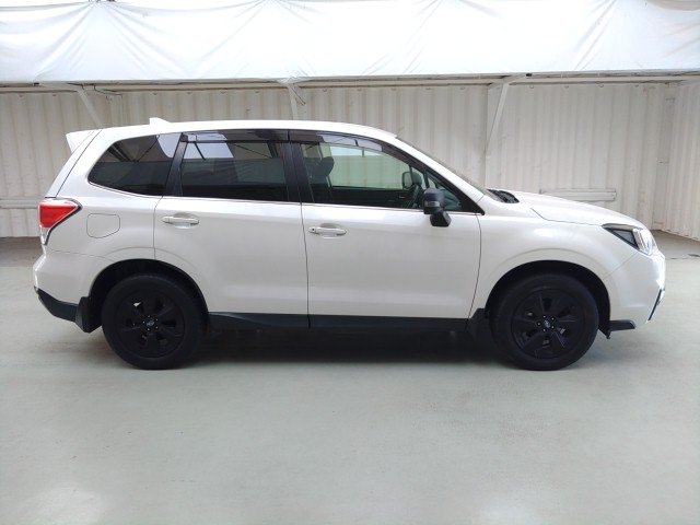 
								SUBARU FORESTER full									
