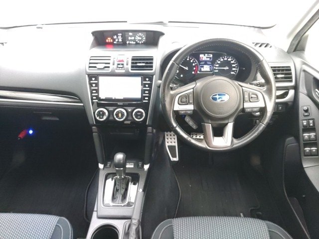 
								SUBARU FORESTER full									