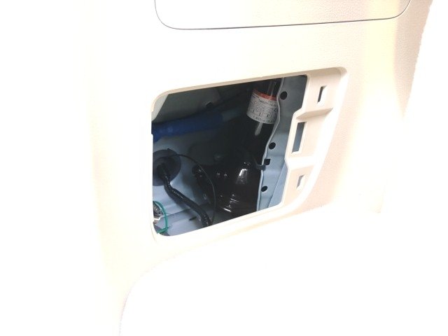
								TOYOTA LAND CRUISER PRADO full									