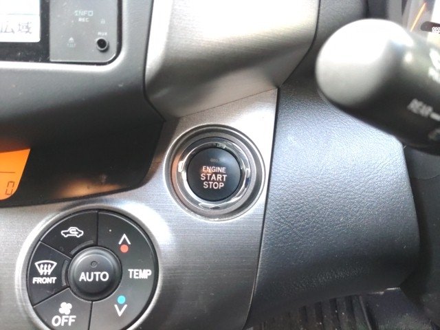 
								TOYOTA VANGUARD full									