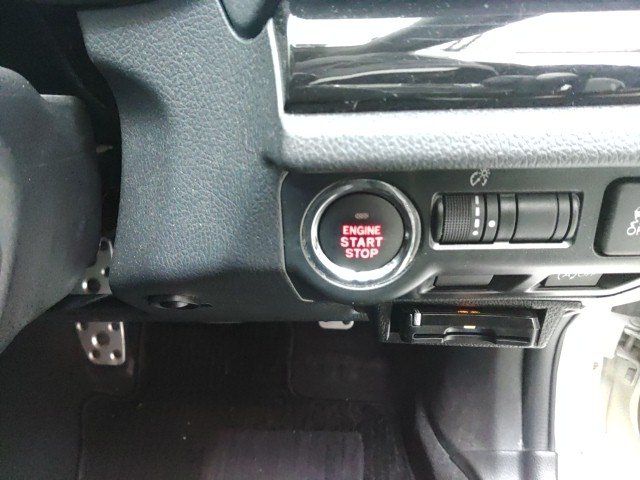 
								SUBARU IMPREZA SPORTS full									