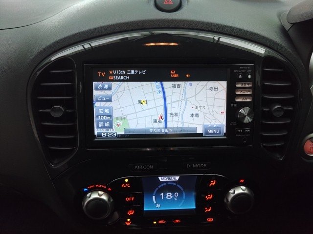 
								NISSAN JUKE full									