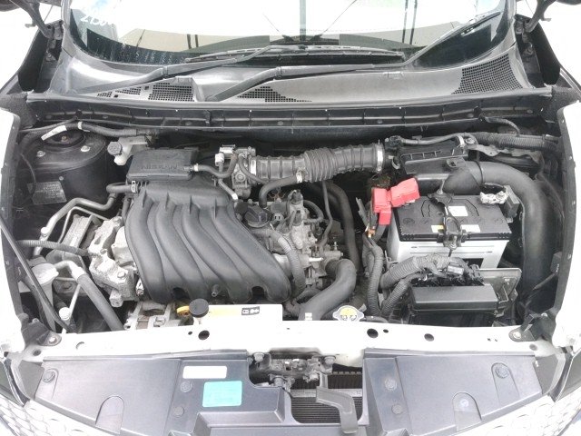
								NISSAN JUKE full									
