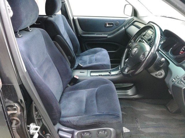 
								TOYOTA KLUGER full									
