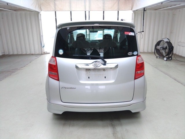 
								TOYOTA RACTIS full									