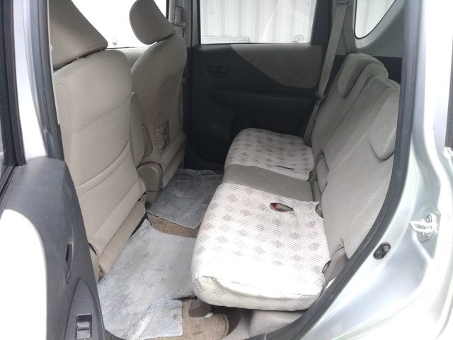 
								TOYOTA RACTIS full									