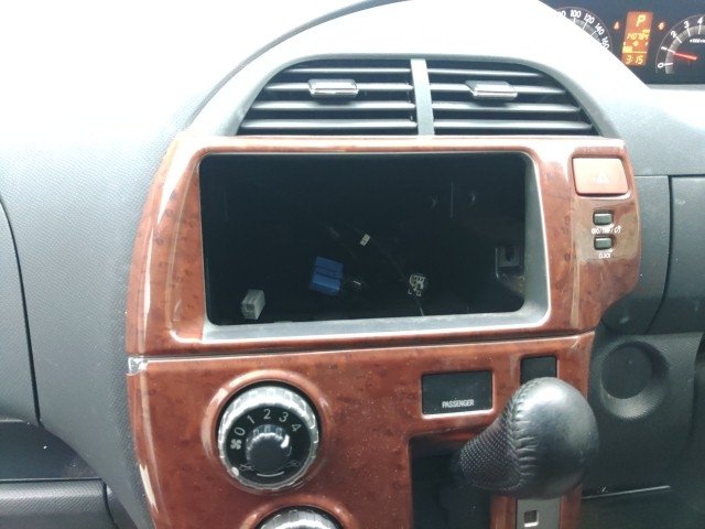
								TOYOTA RACTIS full									