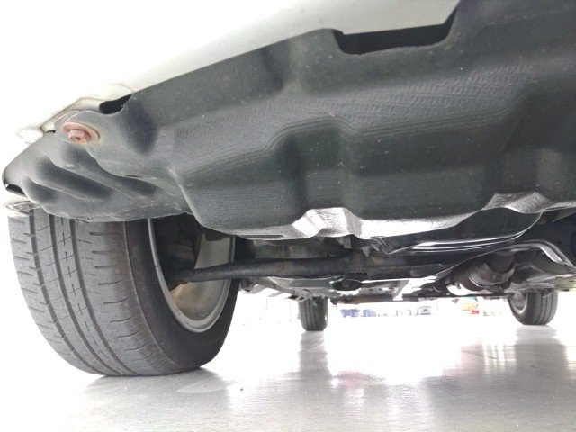 
								TOYOTA RACTIS full									