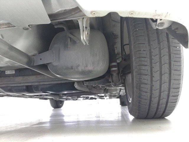 
								TOYOTA RACTIS full									
