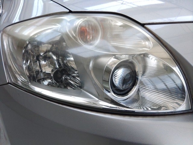
								TOYOTA AURIS full									