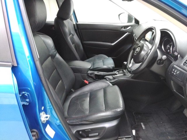 
								MAZDA CX-5 full									