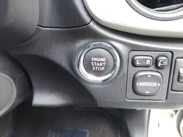 
								TOYOTA VITZ full									