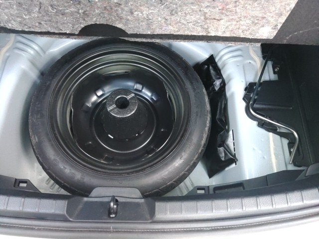 
								TOYOTA VITZ full									