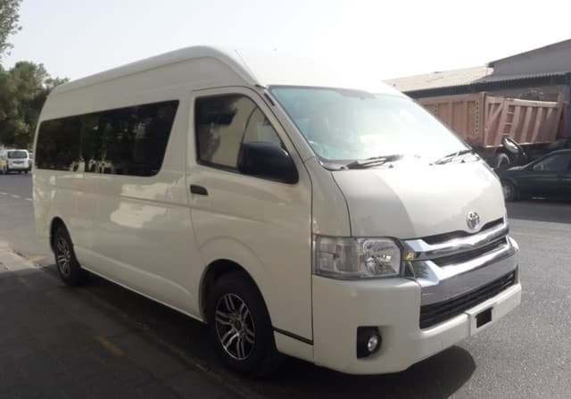 
								TOYOTA HIACE COMMUTER full									