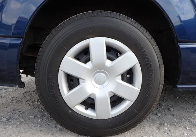 
								TOYOTA HIACE COMMUTER full									