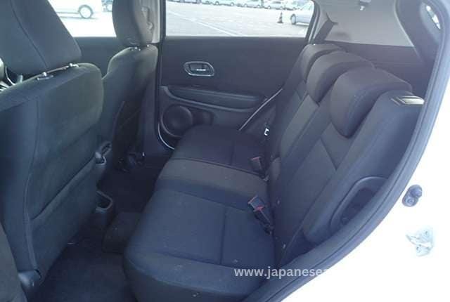 
								HONDA VEZEL HYBRID full									