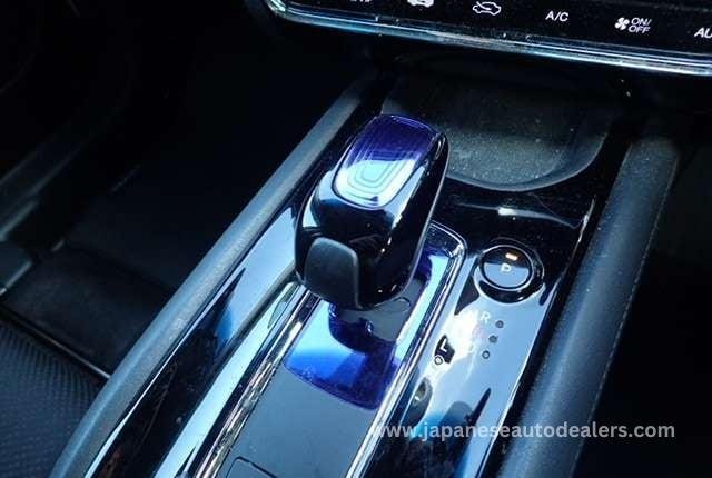 
								HONDA VEZEL HYBRID full									