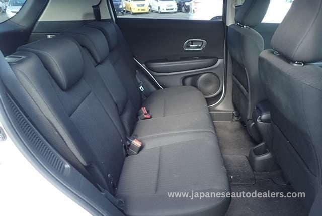 
								HONDA VEZEL HYBRID full									