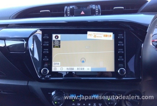
								TOYOTA HILUX Z GR SPORTS full									