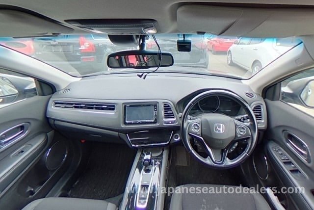 
								HONDA VEZEL HYBRID full									