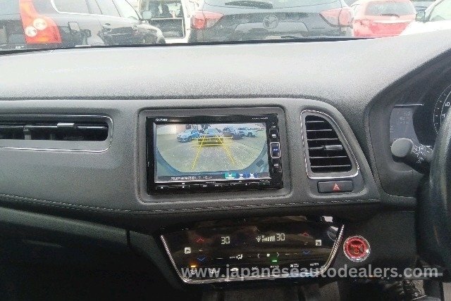 
								HONDA VEZEL HYBRID full									