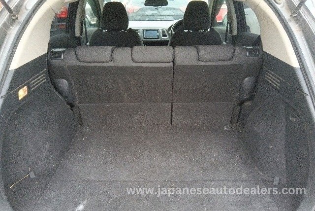 
								HONDA VEZEL HYBRID full									