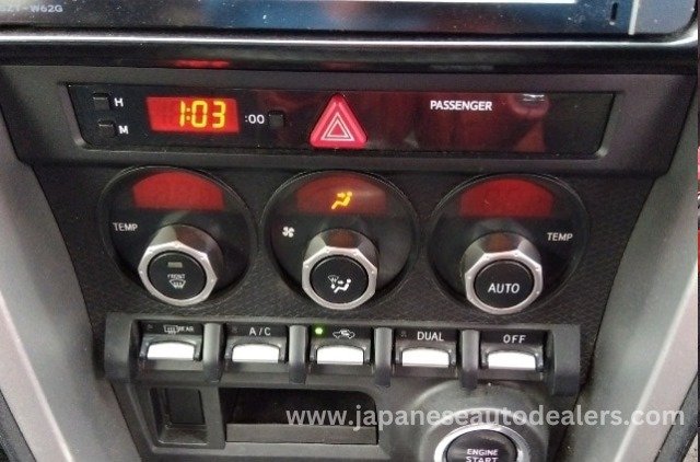 
								TOYOTA 86 GT full									