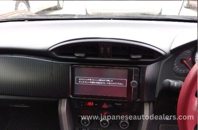 
								TOYOTA 86 GT full									