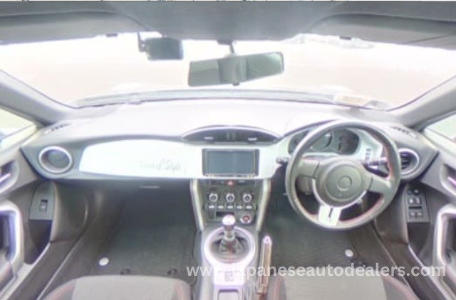 
								TOYOTA 86 GT full									