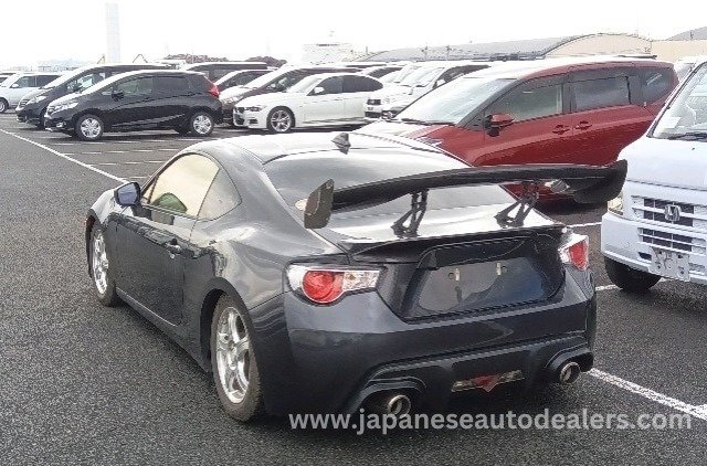 
								TOYOTA 86 GT full									