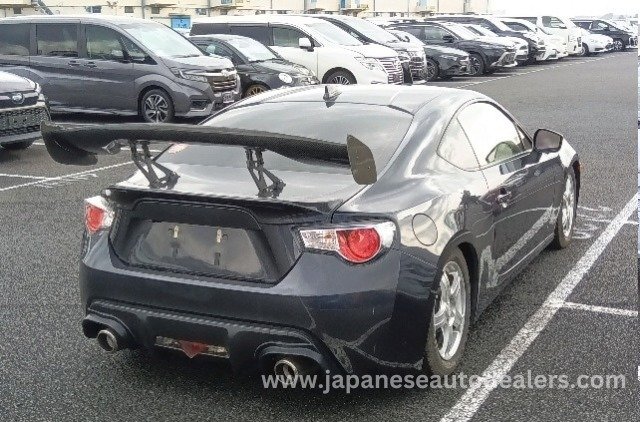 
								TOYOTA 86 GT full									