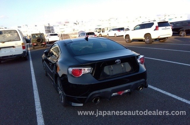 
								TOYOTA 86 GT full									