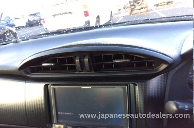 
								TOYOTA 86 GT full									
