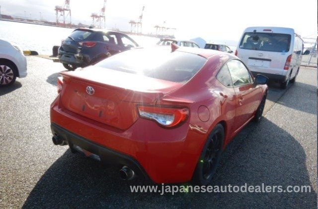 
								TOYOTA 86 GT full									