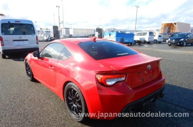 
								TOYOTA 86 GT full									
