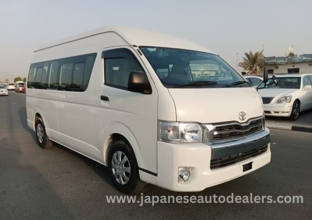 
								TOYOTA HIACE COMMUTER full									