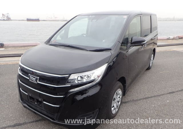 
								Toyota Noah X full									