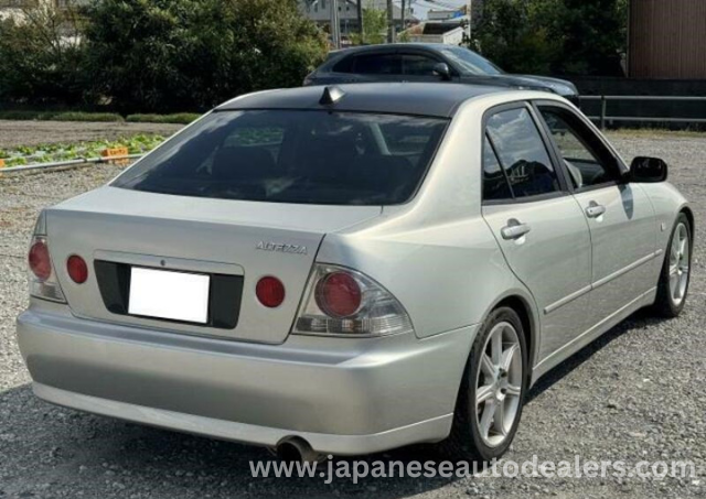
								TOYOTA ALTEZZA full									