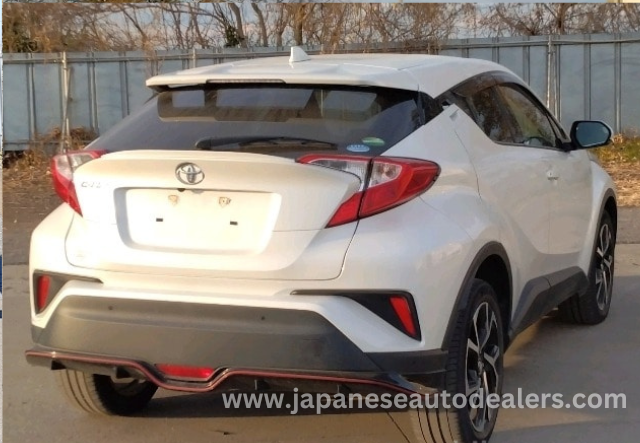 
								Toyota C-HR full									