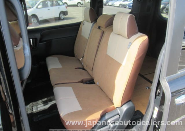 
								Toyota Noah SI WXB full									