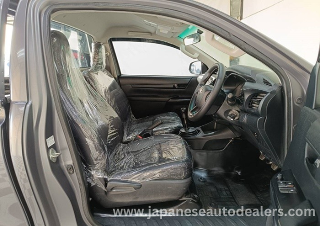 
								TOYOTA HILUX SINGLE CAB full									