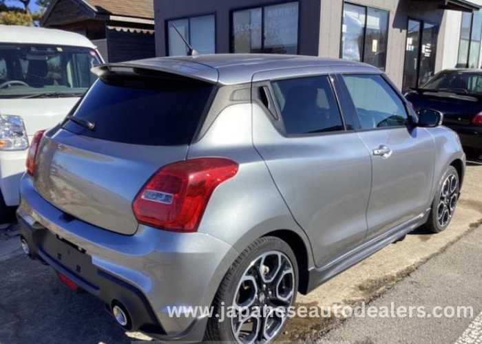 
								Suzuki Swift full									