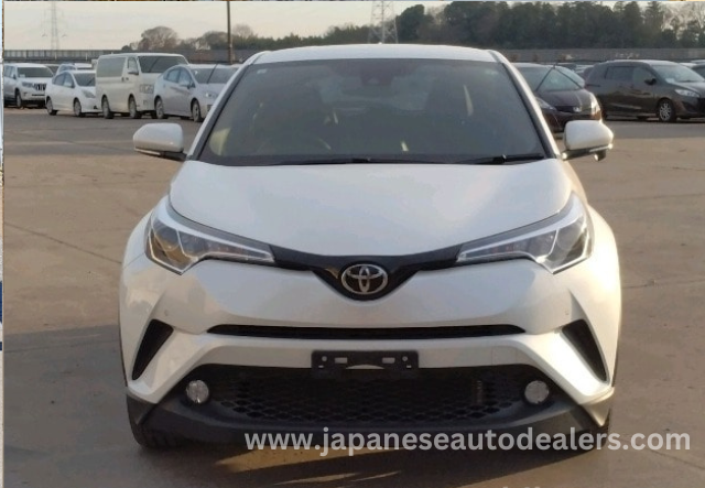 
								Toyota C-HR full									