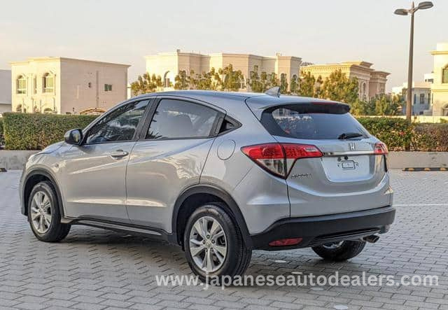 
								HONDA HR-V full									
