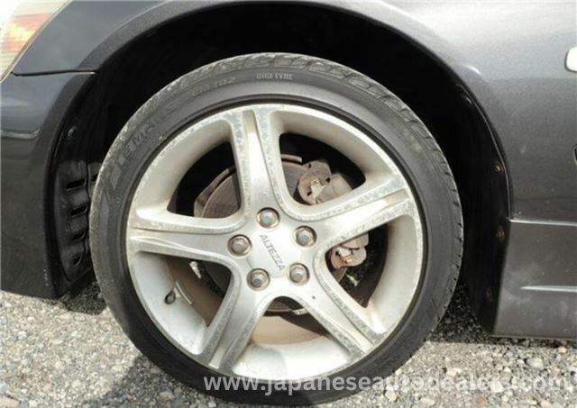 
								TOYOTA ALTEZZA full									