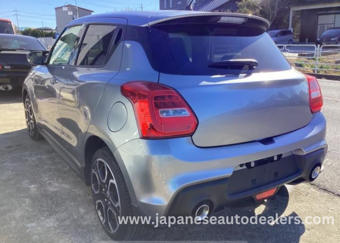 
								Suzuki Swift full									