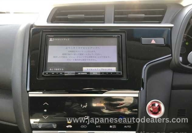 
								HONDA FIT full									